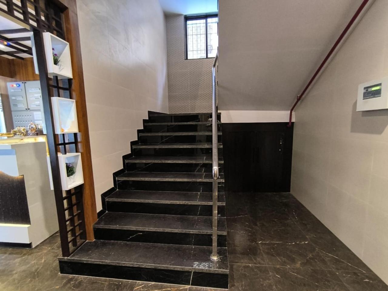 Sharan Residency Hotel Navi Mumbai Ngoại thất bức ảnh